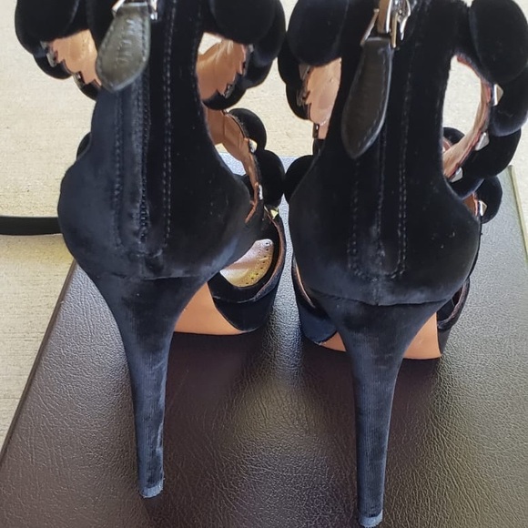 ✨Alaïa “Bombe” sz38.5 studded suede platform - Picture 4 of 8